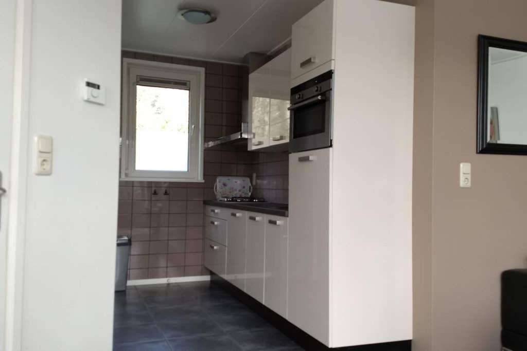 Vakantiehuisje Gaasterland Oudemirdum Friesland Nederland Luaran gambar